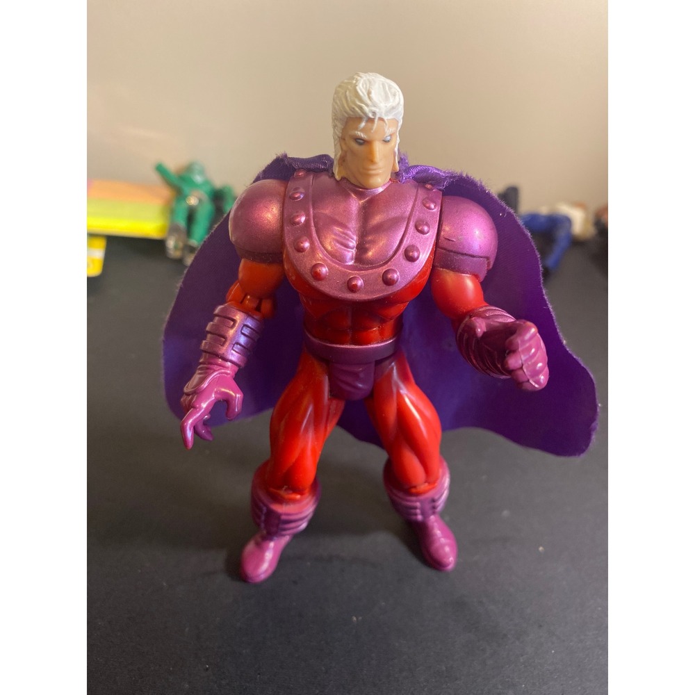 Vintage Toy Biz Marvel X-Men Magneto Action Figure Purple Cape 1990s No‎ Helmet